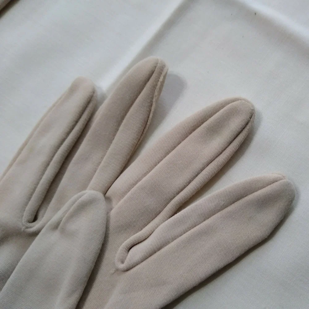 MCM Apprx Size 6 1/2 Vtg Gloves 17